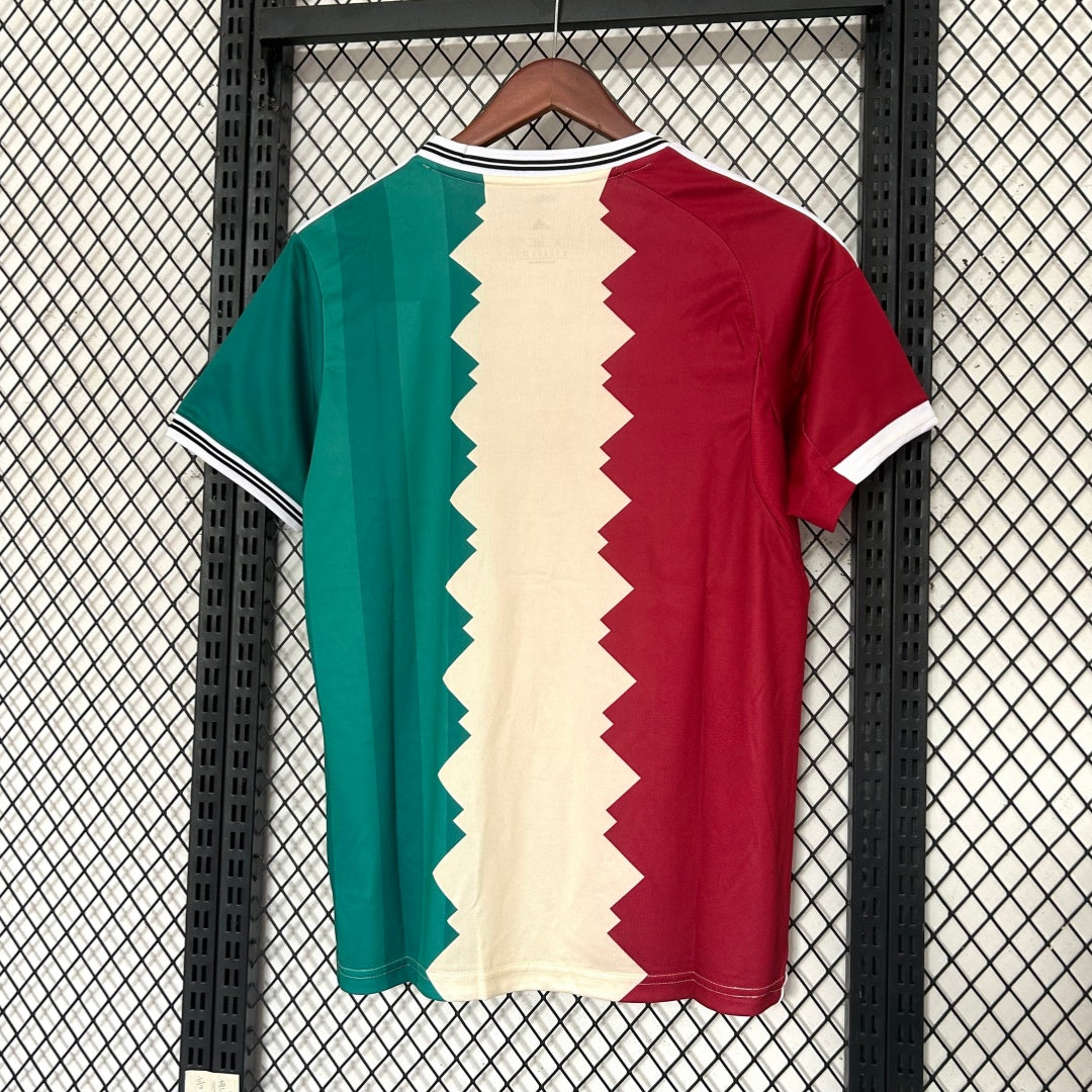 Maillot 25/26 Liverpool color Spécial eagle